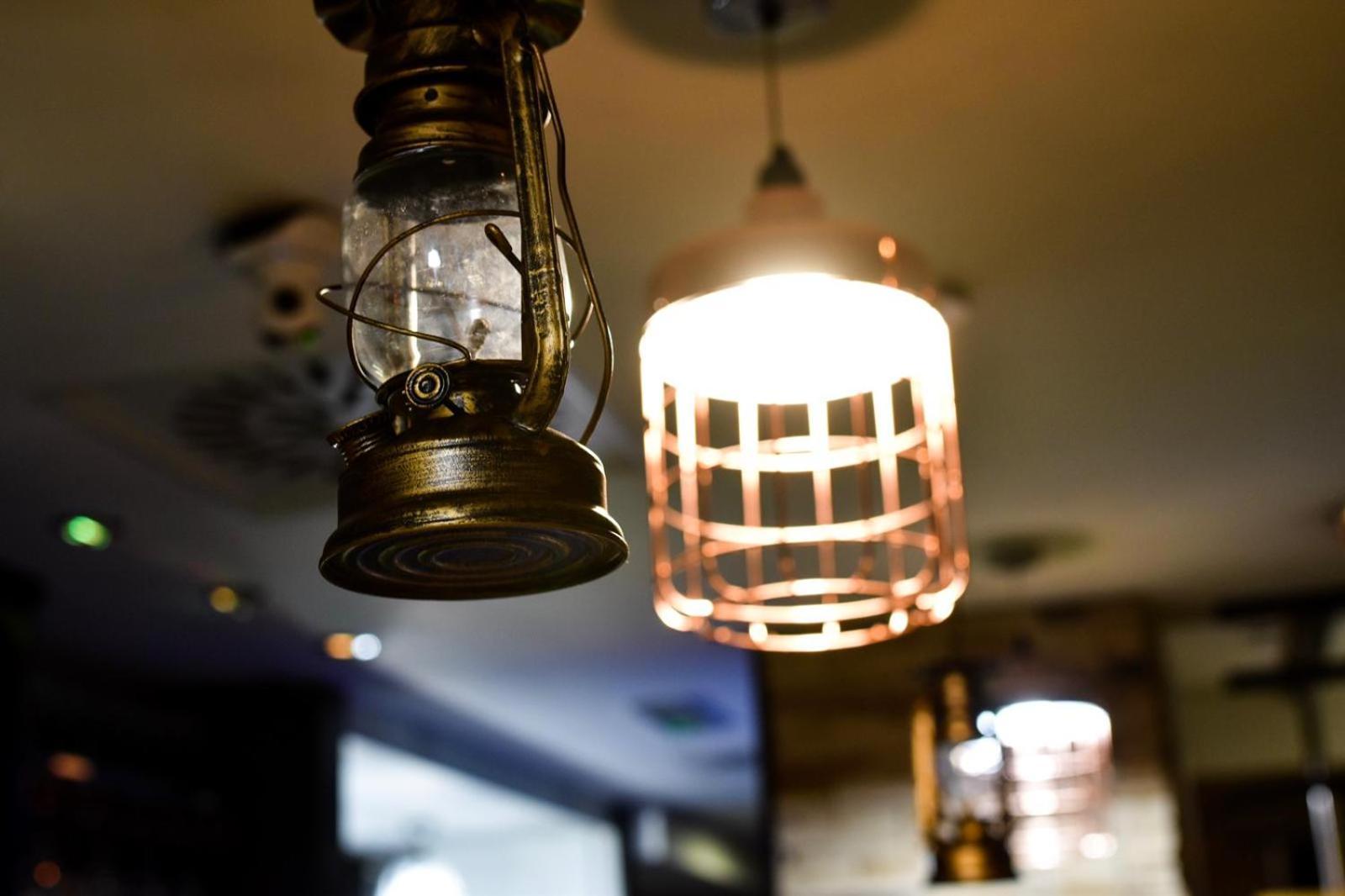 The Bluebell Hotel นีธ ภายนอก รูปภาพ